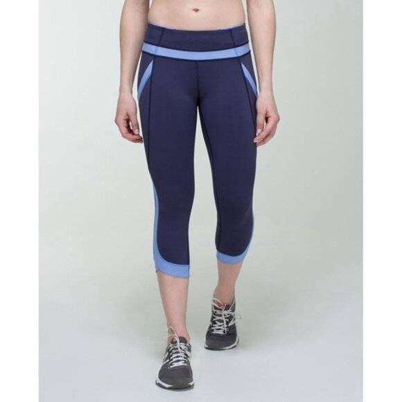 Lululemon Women's Leggings Size 4 Chase Me Crop II Cadet Blue Navy Lullaby - Picture 1 of 14